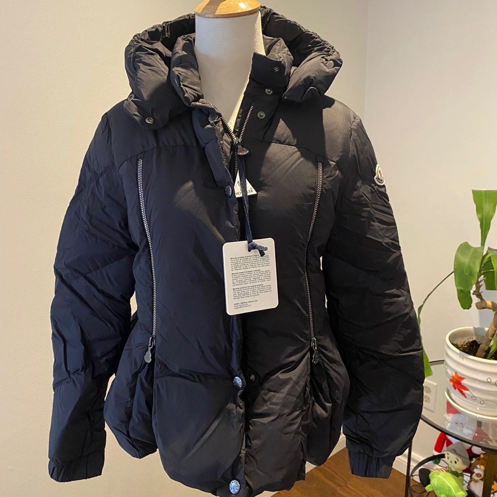 Authentic Moncler Kids girl 14A Catmint winter Jacket in black